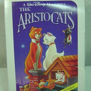 Artistocats McDonald's Happy Meal toy-1995-in miniature video case